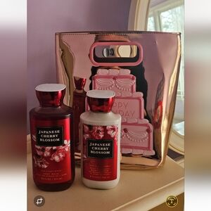 Japanese Cherry Blossom Bath & Body Set With Luxury Gift Bag- Red and White
